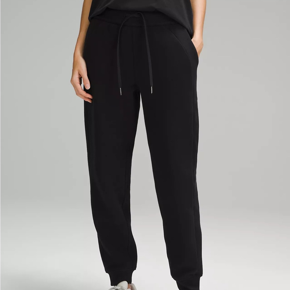 Lululemon scuba joggers